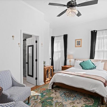 Flora House DEN Екстериор снимка