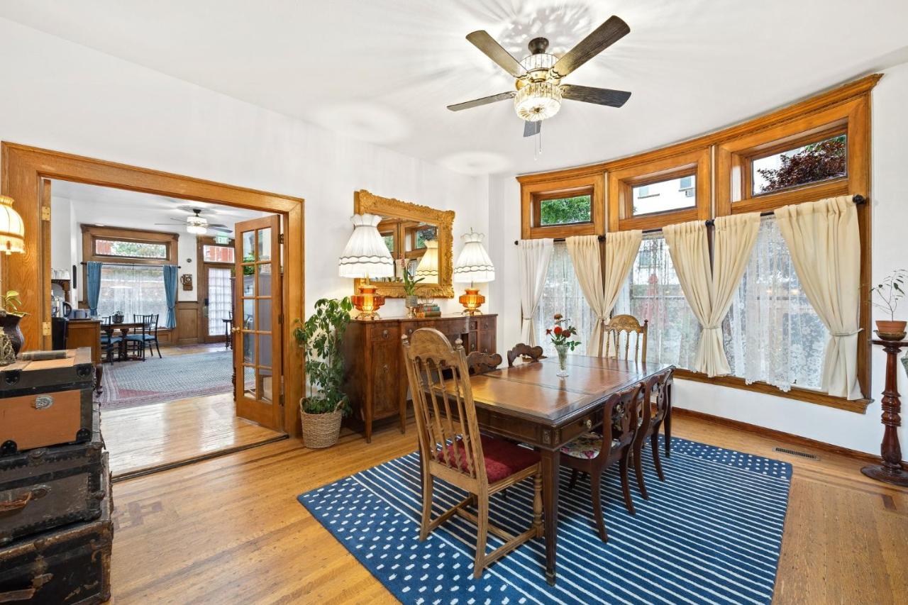 Flora House DEN Екстериор снимка