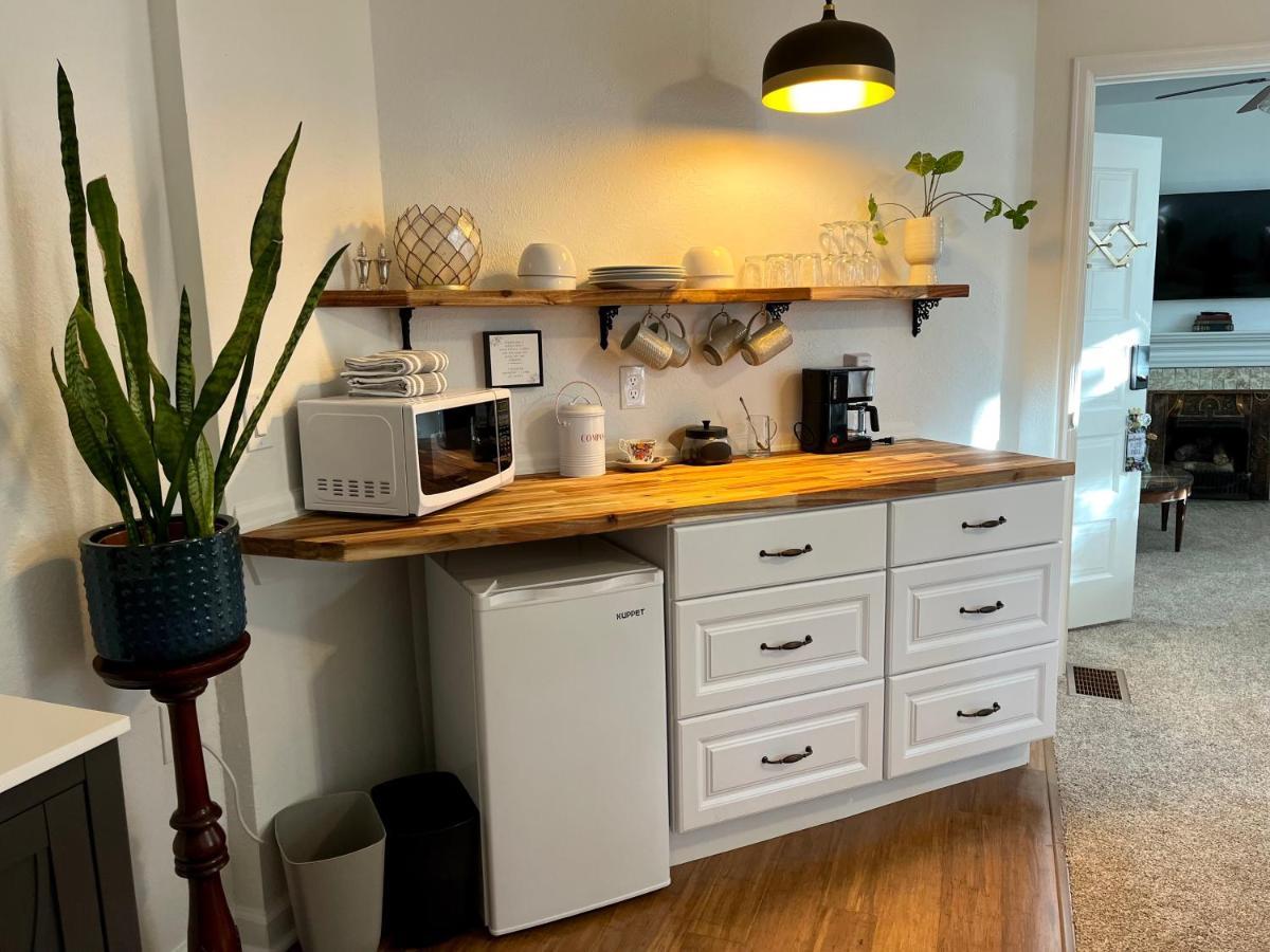 Flora House DEN Екстериор снимка